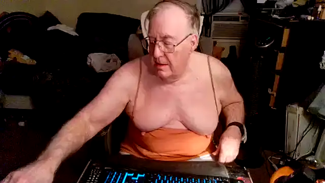 Toastir online show from October 2025 09:37:01 PM