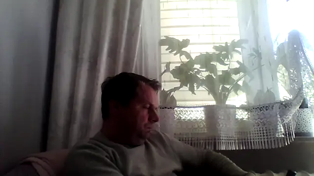 grzes19763 online show from April 2026 09:24:02 AM