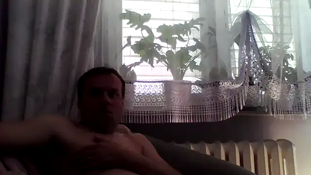 grzes19763 online show from April 2026 12:46:02 PM