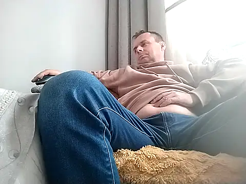 grzes19763 online show from October 2025 09:43:02 AM