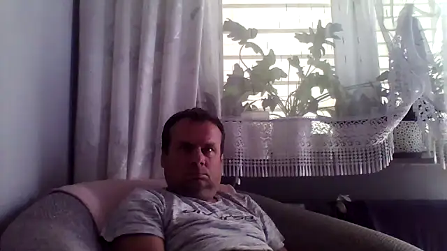 Snapshot of grzes19763 chatting on July 2026 09:06:02 AM grzes19763 online show from July 2026 09:06:02 AM