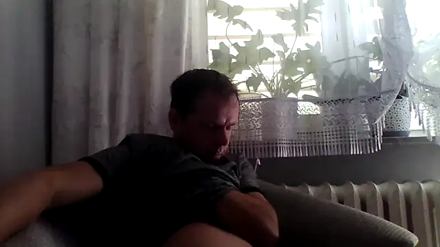 Snapshot of grzes19763 chatting on July 2026 08:21:01 AM grzes19763 online show from July 2026 08:21:01 AM