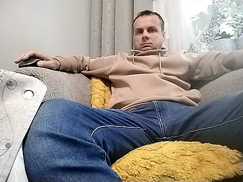 grzes19763 online show from October 2025 07:31:01 AM