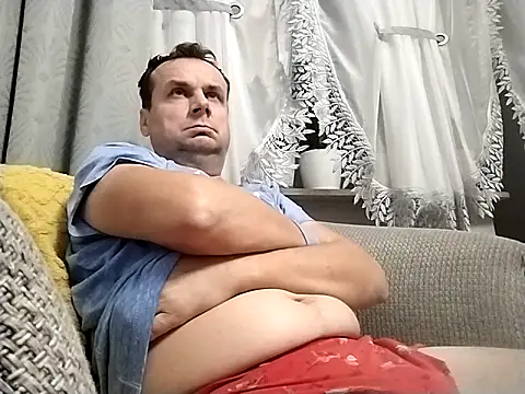 grzes19763 online show from October 2025 08:42:01 PM