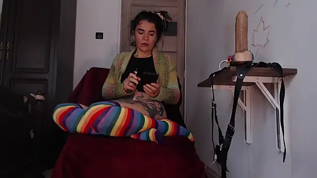 Goddess Inanna online show from October 2025 06:15:02 AM