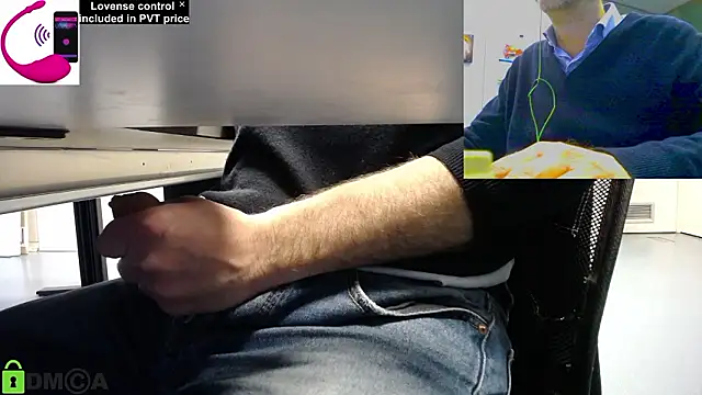 Snapshot of pliko chatting on February 2026 09:37:01 AM pliko online show from February 2026 09:37:01 AM