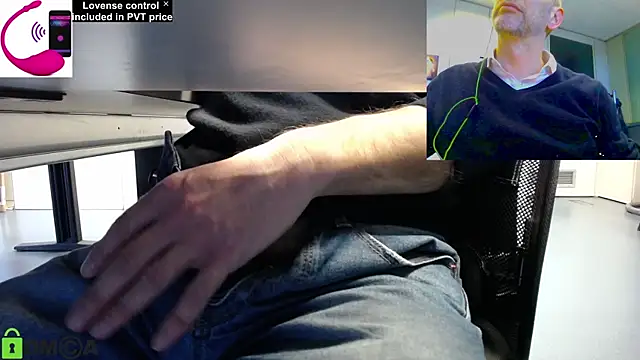 Snapshot of pliko chatting on January 2026 09:15:02 AM pliko online show from January 2026 09:15:02 AM