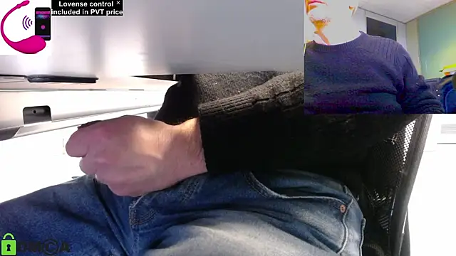 Snapshot of pliko chatting on January 2026 10:22:02 AM pliko online show from January 2026 10:22:02 AM