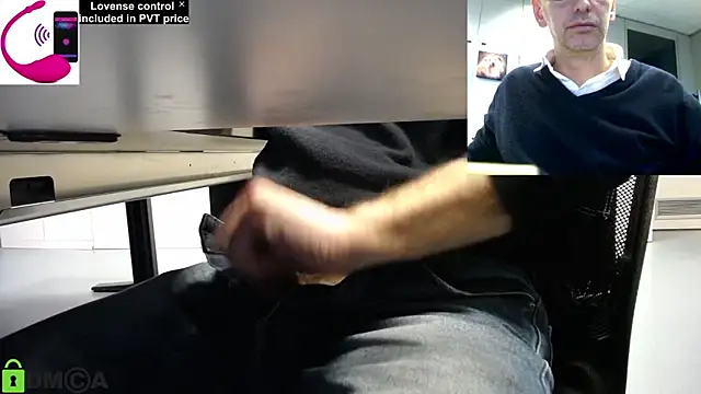 Snapshot of pliko chatting on November 2025 11:21:01 AM pliko online show from November 2025 11:21:01 AM