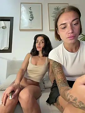 italianPassion online show from April 2026 02:03:02 AM