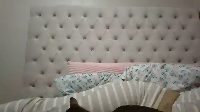 Snapshot of beautylovess chatting on February 2026 01:27:01 AM beautylovess online show from February 2026 01:27:01 AM