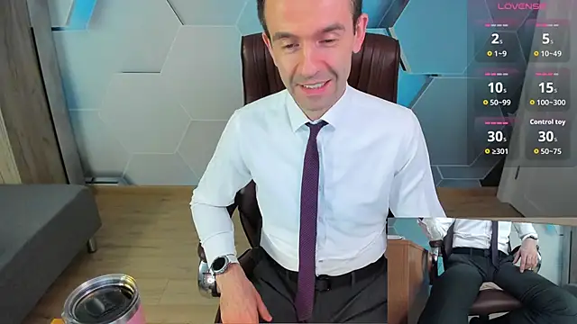 SteveTiger online show from April 2026 03:46:01 AM