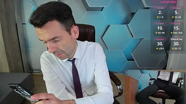 SteveTiger online show from April 2026 03:46:02 AM