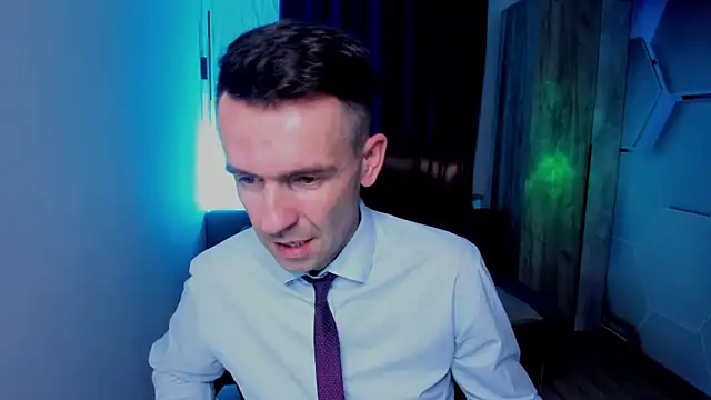 SteveTiger online show from November 2025 01:59:01 PM