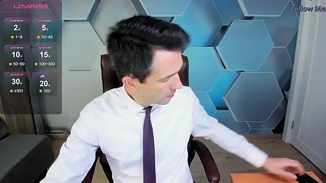 SteveTiger online show from December 2025 02:19:02 PM