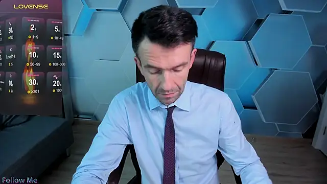 SteveTiger online show from November 2025 03:55:02 PM