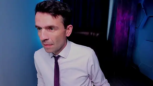 SteveTiger online show from October 2025 12:04:01 PM