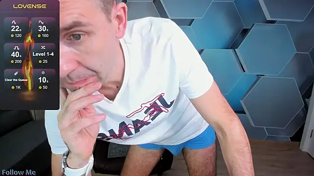 SteveTiger online show from November 2025 11:21:02 AM