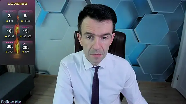 SteveTiger online show from November 2025 03:29:03 AM