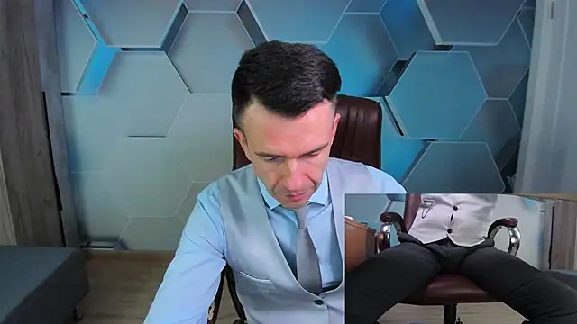 SteveTiger online show from April 2026 09:32:01 AM