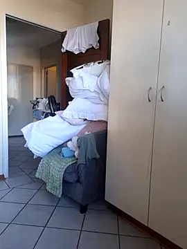 FitSelina66 online show from February 2026 05:14:02 AM