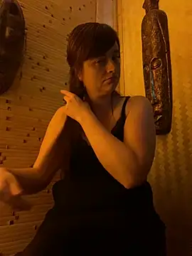Snapshot of PhotoBabe chatting on March 2025 02:04:01 AM PhotoBabe online show from March 2025 02:04:01 AM