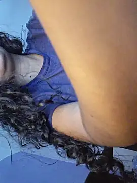 blerstefan1 online show from April 2026 12:21:02 PM