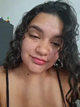 blerstefan1 online show from October 2025 01:56:02 PM