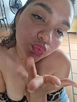 blerstefan1 online show from November 2025 03:28:01 PM