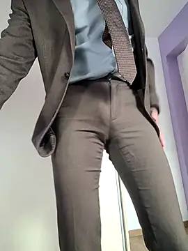 Justforoneday online show from November 2025 12:09:01 PM