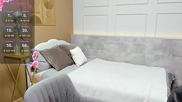 Maria Gold online show from November 2025 01:44:02 PM