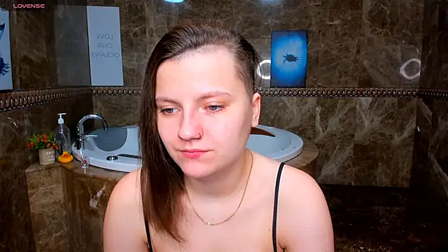 MelindaTin online show from February 2026 12:43:01 AM