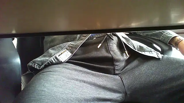 pasiuni online show from November 2025 12:09:02 PM