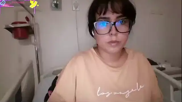 LillyCandy online show from October 2025 05:46:01 PM