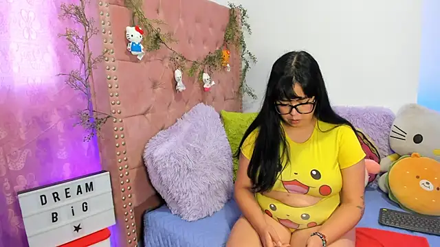 LillyCandy online show from June 2026 08:50:01 PM