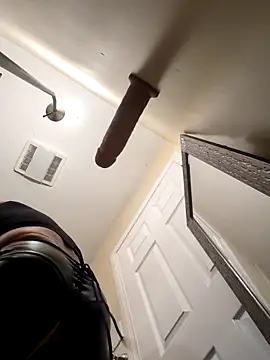 Snapshot of bobby69cock chatting on March 2025 04:46:01 AM bobby69cock online show from March 2025 04:46:01 AM