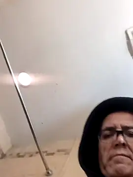 Snapshot of bobby69cock chatting on November 2025 09:24:02 AM bobby69cock online show from November 2025 09:24:02 AM