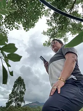 Snapshot of Ixchel_Anaid chatting on October 2025 02:24:02 PM Ixchel Anaid online show from October 2025 02:24:02 PM