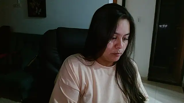 Snapshot of Ixchel_Anaid chatting on December 2025 01:12:01 AM Ixchel Anaid online show from December 2025 01:12:01 AM