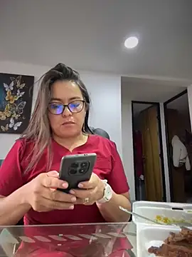 Ixchel Anaid online show from April 2026 06:34:01 PM