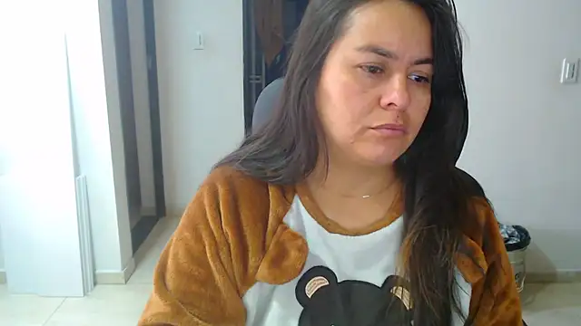 Ixchel Anaid online show from October 2025 11:55:02 AM