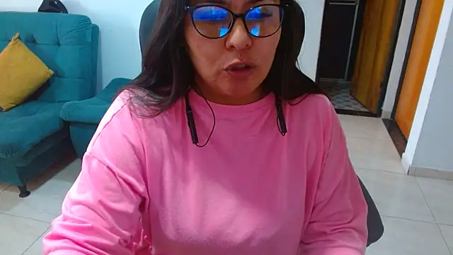 Ixchel Anaid online show from March 2026 12:39:02 PM