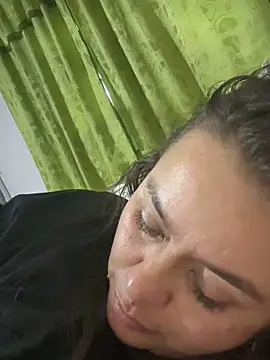 Snapshot of Ixchel_Anaid chatting on June 2026 01:05:02 PM Ixchel Anaid online show from June 2026 01:05:02 PM