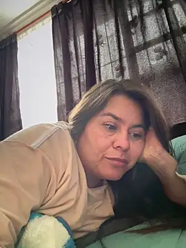 Ixchel Anaid online show from April 2026 01:12:01 PM