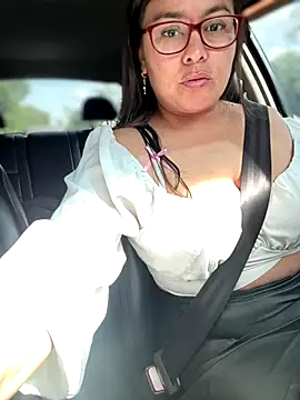 Ixchel Anaid online show from September 2025 01:45:02 PM