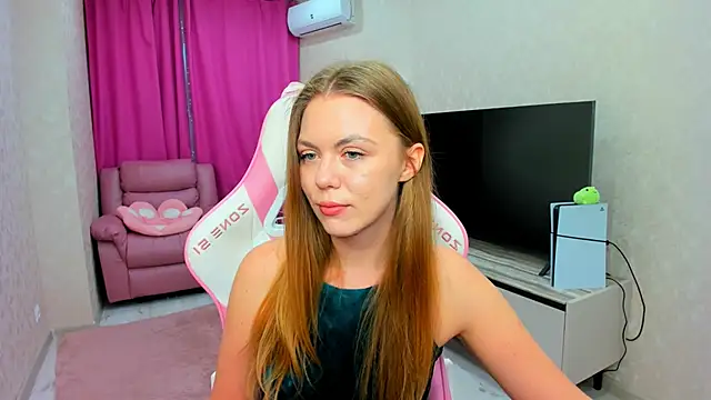 Strawberrye online show from May 2026 11:27:01 AM