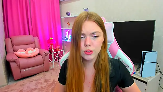 Strawberrye online show from September 2025 03:27:02 AM