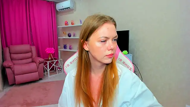 Strawberrye online show from May 2026 03:24:01 AM