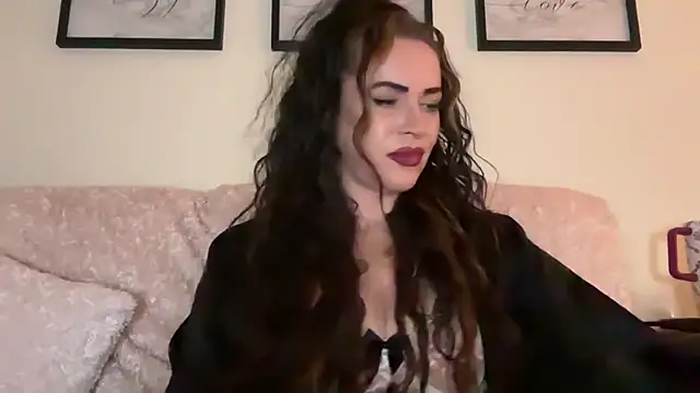 Snapshot of EmilyBlue chatting on October 2025 08:10:02 PM EmilyBlue online show from October 2025 08:10:02 PM