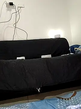 Snapshot of estrella_tasty chatting on April 2026 01:23:02 AM estrella tasty online show from April 2026 01:23:02 AM